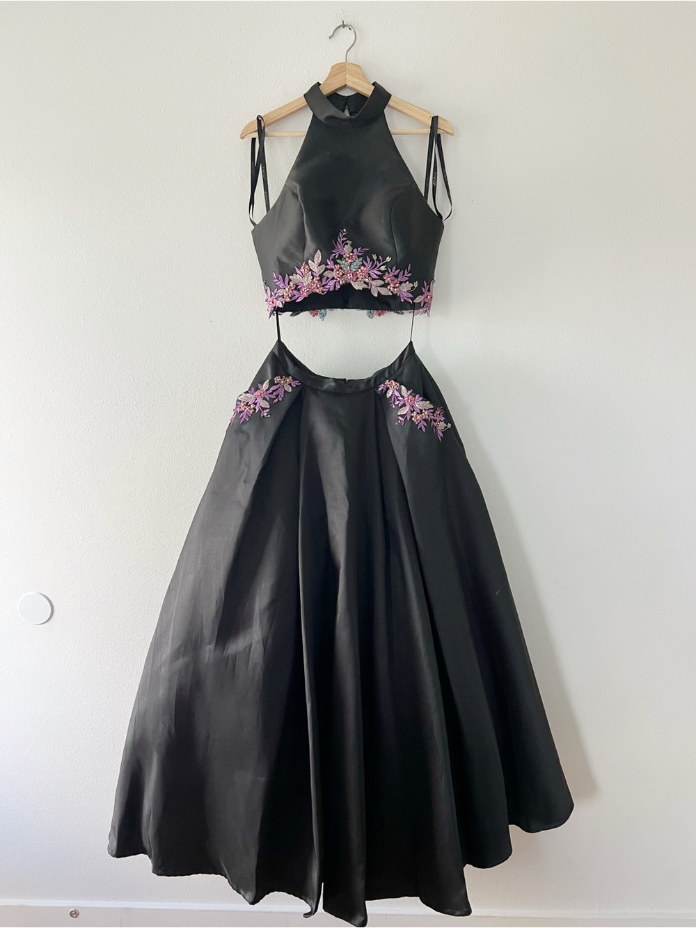 JOVANI | Black Floral Embroidered Two-Piece Ballgown Prom Dress | 8